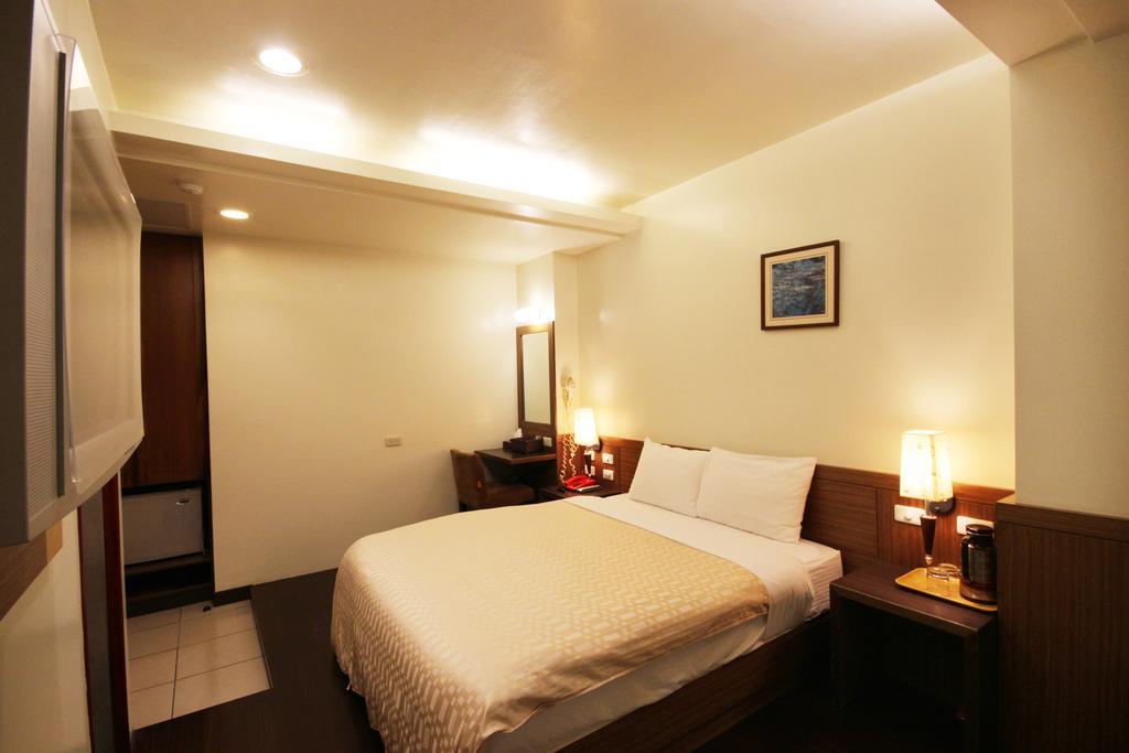 Sheng Shine Forest Resort Lugu Exterior photo