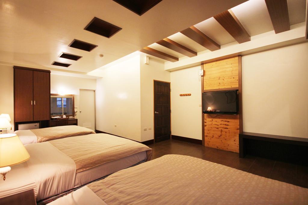 Sheng Shine Forest Resort Lugu Exterior photo