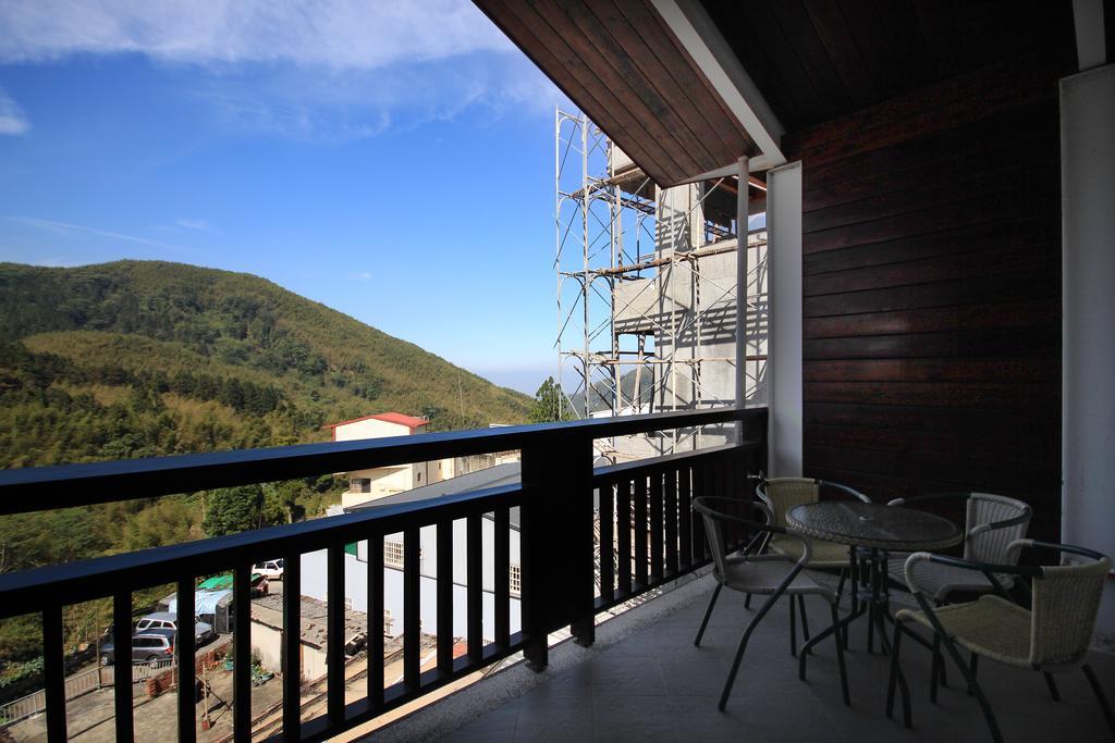 Sheng Shine Forest Resort Lugu Exterior photo
