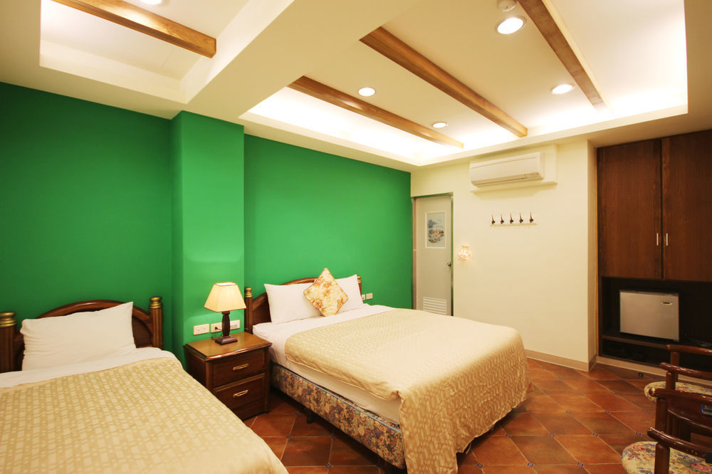 Sheng Shine Forest Resort Lugu Exterior photo